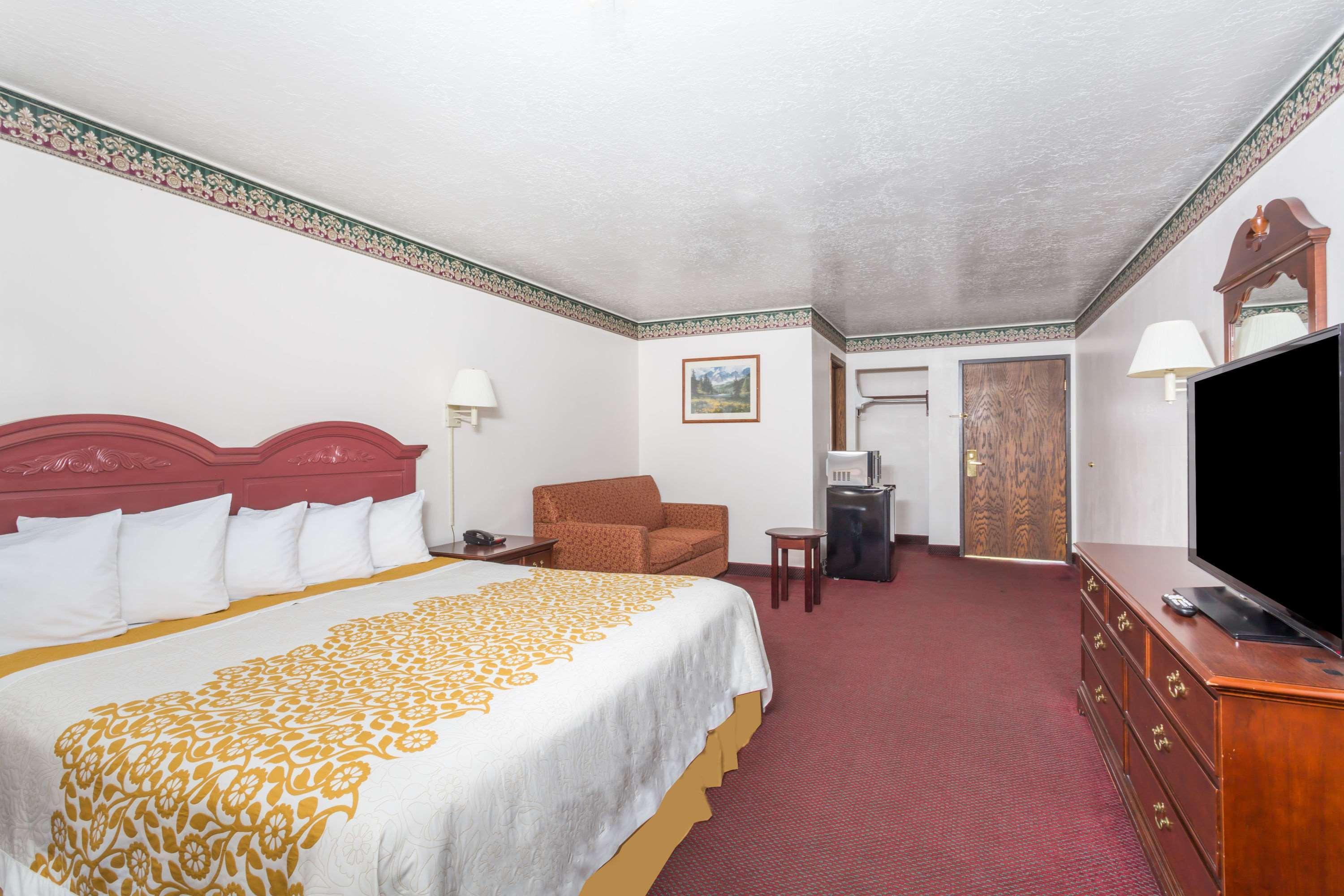 Days Inn By Wyndham Evanston Wy Exterior photo